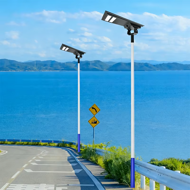Hochleistungs-Solarstra&szlig;enlaterne 70 W, 95 W, 105 W, Bauweise f&uuml;r Industriekomplexe, H&auml;fen und Flughafenumz&auml;unungssicherheit