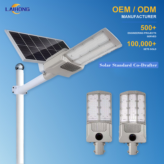 All-in-Two Split Solar Stra&szlig;enlaterne 60W 80W 100W IP65 wasserdichte LED-Stra&szlig;enleuchte mit hoher Helligkeit f&uuml;r Autobahnparkpl&auml;tze